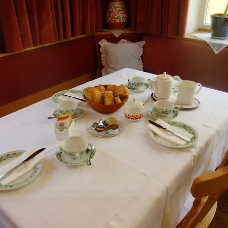 Garni Flurida Bed & Breakfast Badia (South Tyrol)