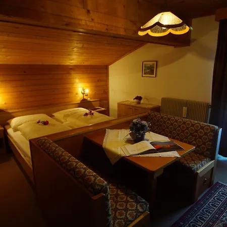 Garni Flurida Bed & Breakfast Badia (South Tyrol)
